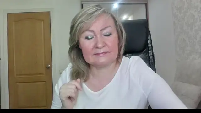 Snapshot of Victoria_secrets_ chatting on July 2026 05:14:02 AM Victoria secrets online show from July 2026 05:14:02 AM