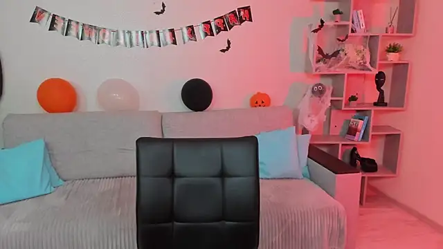 Snapshot of GabriellaMays chatting on October 2025 05:13:01 AM GabriellaMays online show from October 2025 05:13:01 AM