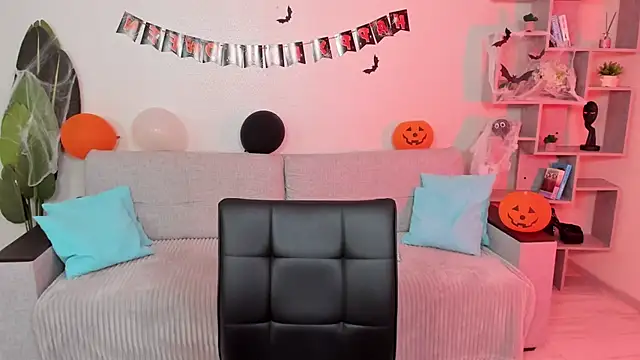 Snapshot of GabriellaMays chatting on November 2025 05:09:02 AM GabriellaMays online show from November 2025 05:09:02 AM