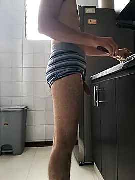 Snapshot of xXDavisXx chatting on February 2025 06:48:02 PM xXDavisXx online show from February 2025 06:48:02 PM