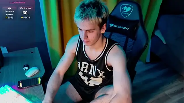 EdwinBlaze online show from February 2025 04:44:01 PM