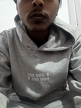 Snapshot of boyyouwant33 chatting on February 2025 12:30:01 AM boyyouwant33 online show from February 2025 12:30:01 AM