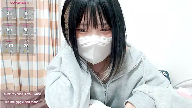 Snapshot of FUYU_rain chatting on November 2025 12:32:01 AM FUYU rain online show from November 2025 12:32:01 AM