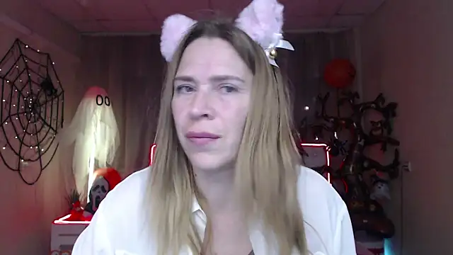 TessaDaybreak online show from October 2025 08:07:01 AM