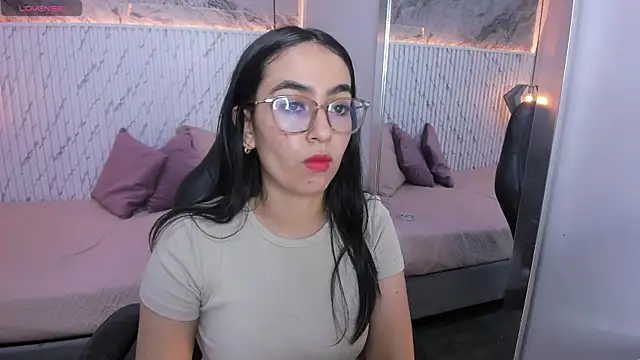 lucelly 15 online show from August 2026 11:45:02 AM
