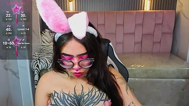 Anni acker b online show from November 2025 03:42:02 AM