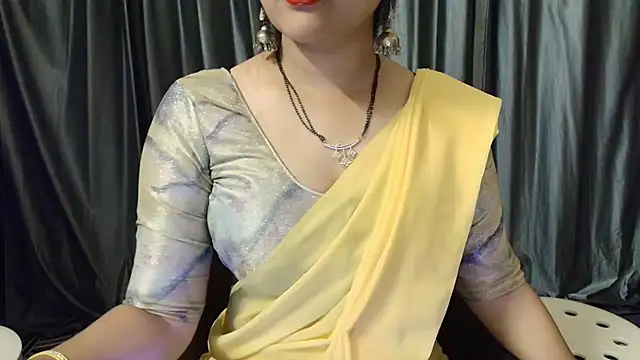 goldiwets online show from October 2025 02:10:01 AM