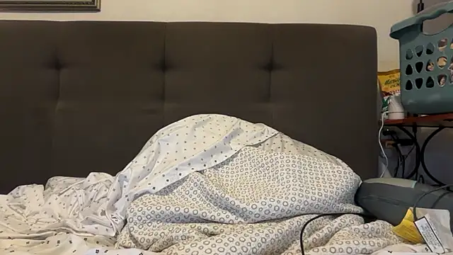 Snapshot of greekmythics chatting on March 2025 04:56:02 PM greekmythics online show from March 2025 04:56:02 PM