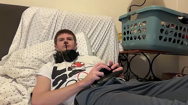 Snapshot of greekmythics chatting on March 2025 08:00:02 PM greekmythics online show from March 2025 08:00:02 PM