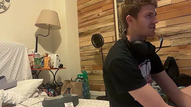 Snapshot of greekmythics chatting on March 2025 10:53:01 PM greekmythics online show from March 2025 10:53:01 PM