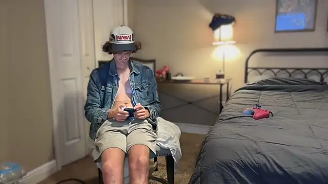 Snapshot of greekmythics chatting on October 2025 12:20:02 AM greekmythics online show from October 2025 12:20:02 AM