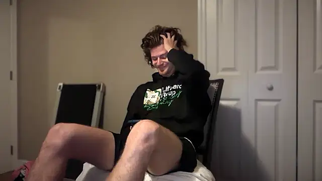 Snapshot of greekmythics chatting on November 2025 11:40:01 PM greekmythics online show from November 2025 11:40:01 PM