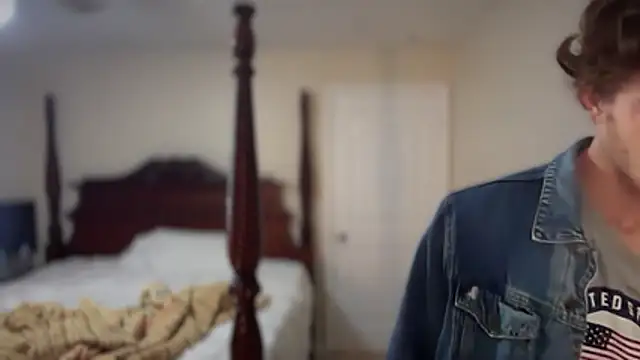 Snapshot of greekmythics chatting on November 2025 10:10:02 AM greekmythics online show from November 2025 10:10:02 AM