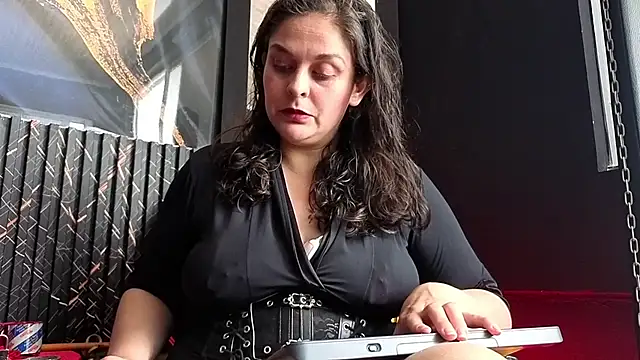 AmandaKovich online show from March 2026 07:30:02 PM