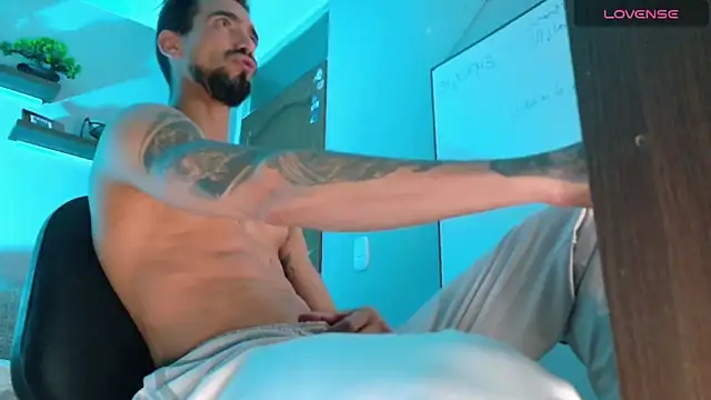 K cique online show from November 2025 12:10:01 AM