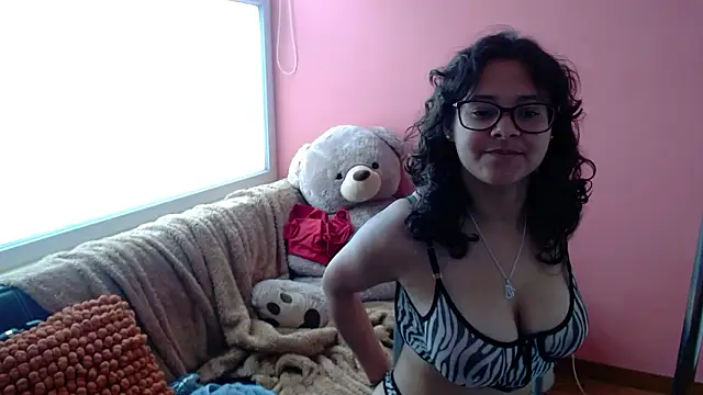 Snapshot of morahaze chatting on December 2024 06:54:02 PM morahaze online show from December 2024 06:54:02 PM