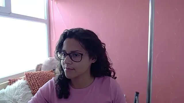 Snapshot of morahaze chatting on January 2025 08:44:01 PM morahaze online show from January 2025 08:44:01 PM