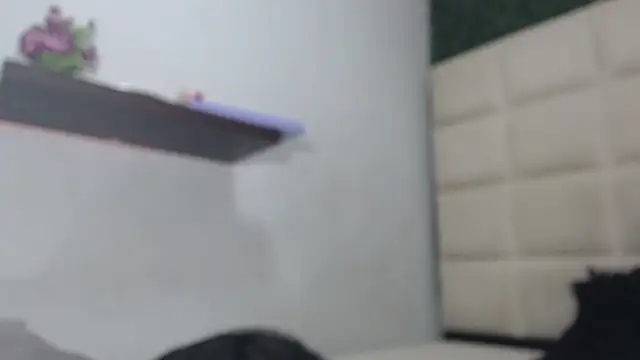 Snapshot of melany_rouse18 chatting on March 2025 10:32:02 PM melany rouse18 online show from March 2025 10:32:02 PM