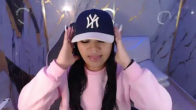 Snapshot of melany_rouse18 chatting on September 2025 01:56:01 PM melany rouse18 online show from September 2025 01:56:01 PM