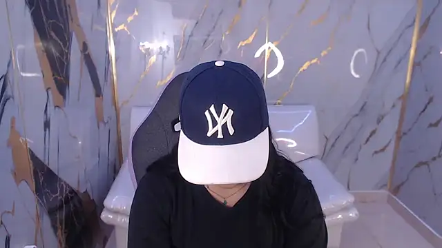 Snapshot of melany_rouse18 chatting on September 2025 06:41:02 PM melany rouse18 online show from September 2025 06:41:02 PM