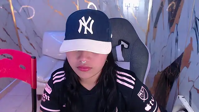 Snapshot of melany_rouse18 chatting on October 2025 12:58:01 PM melany rouse18 online show from October 2025 12:58:01 PM