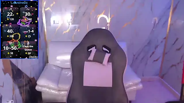 Snapshot of melany_rouse18 chatting on October 2025 04:39:01 PM melany rouse18 online show from October 2025 04:39:01 PM