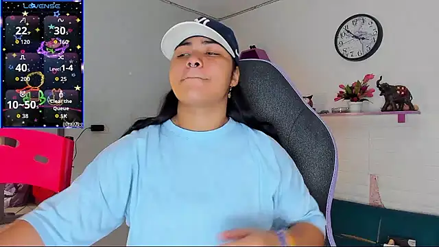 Snapshot of melany_rouse18 chatting on October 2025 05:57:02 PM melany rouse18 online show from October 2025 05:57:02 PM