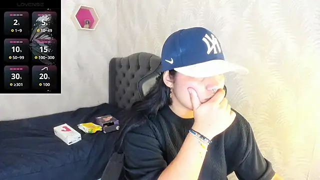 Snapshot of melany_rouse18 chatting on December 2025 09:24:02 PM melany rouse18 online show from December 2025 09:24:02 PM