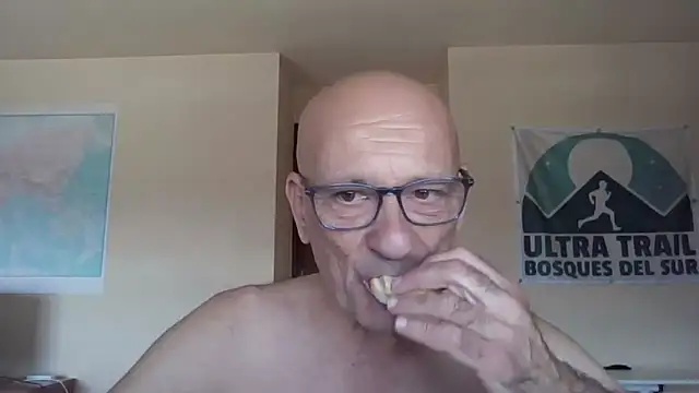 Snapshot of llopaco chatting on September 2025 11:10:01 AM llopaco online show from September 2025 11:10:01 AM