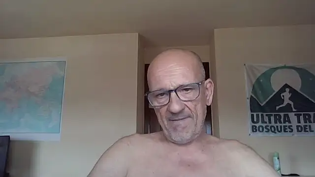 Snapshot of llopaco chatting on September 2025 10:49:01 AM llopaco online show from September 2025 10:49:01 AM