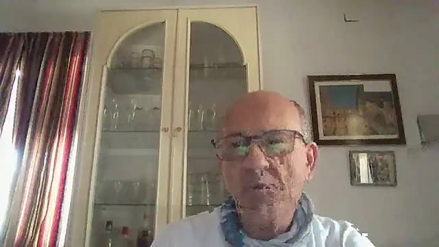 Snapshot of llopaco chatting on October 2025 11:46:02 AM llopaco online show from October 2025 11:46:02 AM