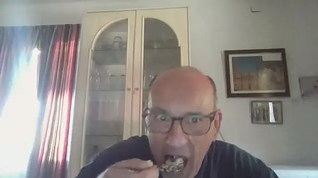 Snapshot of llopaco chatting on October 2025 11:53:02 AM llopaco online show from October 2025 11:53:02 AM