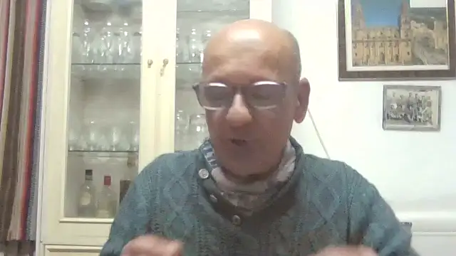 Snapshot of llopaco chatting on October 2025 07:04:02 PM llopaco online show from October 2025 07:04:02 PM