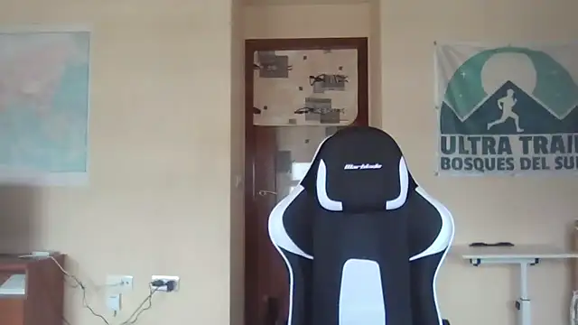 Snapshot of llopaco chatting on November 2025 01:18:02 PM llopaco online show from November 2025 01:18:02 PM