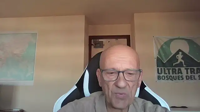 Snapshot of llopaco chatting on November 2025 12:38:01 PM llopaco online show from November 2025 12:38:01 PM