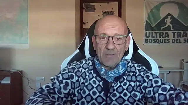 Snapshot of llopaco chatting on November 2025 12:37:02 PM llopaco online show from November 2025 12:37:02 PM