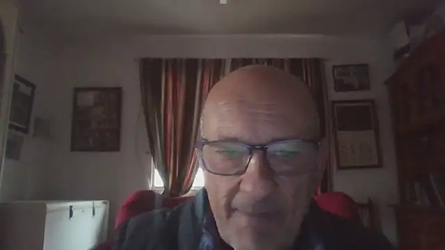 Snapshot of llopaco chatting on December 2025 01:05:02 PM llopaco online show from December 2025 01:05:02 PM