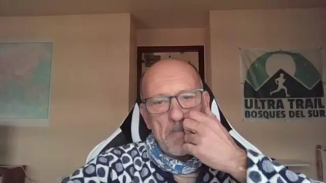 Snapshot of llopaco chatting on December 2025 11:59:01 AM llopaco online show from December 2025 11:59:01 AM