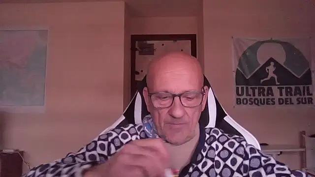 llopaco online show from December 2025 01:40:02 PM