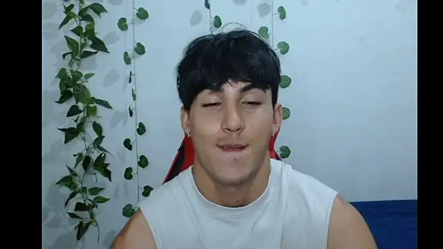 Snapshot of neithanzynxx chatting on March 2025 07:32:01 PM neithanzynxx online show from March 2025 07:32:01 PM