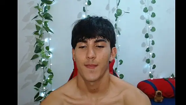 Snapshot of neithanzynxx chatting on March 2025 07:53:01 PM neithanzynxx online show from March 2025 07:53:01 PM