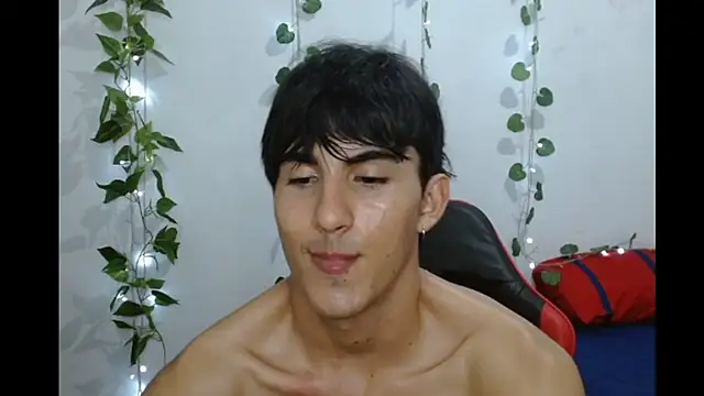 Snapshot of neithanzynxx chatting on March 2025 01:36:02 AM neithanzynxx online show from March 2025 01:36:02 AM