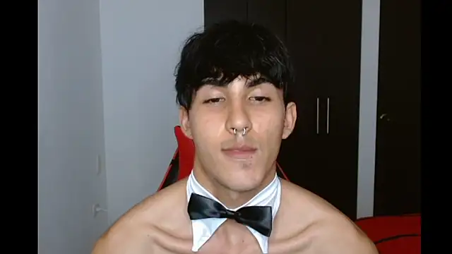 Snapshot of neithanzynxx chatting on March 2025 07:44:02 PM neithanzynxx online show from March 2025 07:44:02 PM