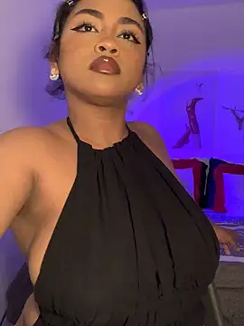 Snapshot of Dahiana_Giil chatting on October 2025 06:17:01 AM Dahiana Giil online show from October 2025 06:17:01 AM