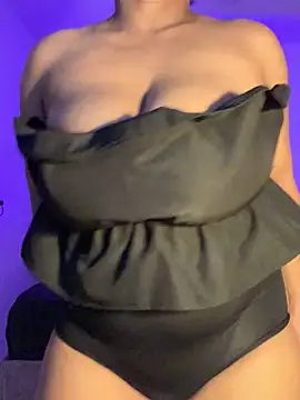 Dahiana Giil online show from April 2026 05:24:02 AM