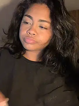 Dahiana Giil online show from April 2026 06:29:02 AM