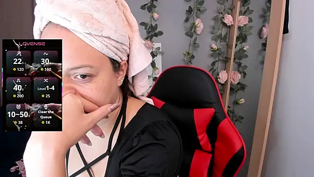 Baby Asshley online show from June 2026 07:01:02 PM