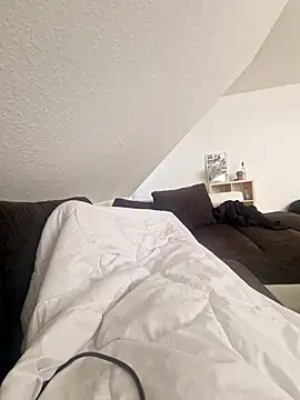 DerechteJunge online show from February 2026 08:46:02 AM