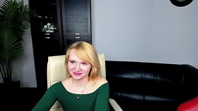 BellaSmite online show from March 2025 03:09:02 PM