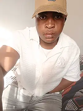 Snapshot of bosszonke123 chatting on June 2026 01:35:01 PM bosszonke123 online show from June 2026 01:35:01 PM
